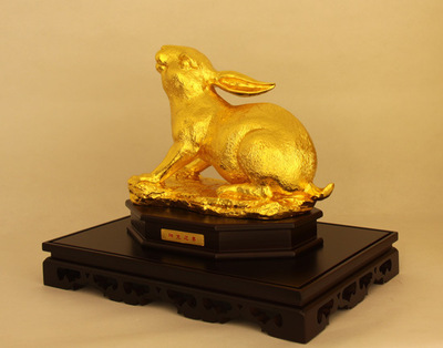 最新高档礼品 贴金铜铸生肖兔的艺术与价值